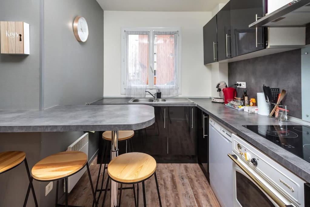 Appartamento Duplex cosy et contemporain avec parking privé Amiens Esterno foto