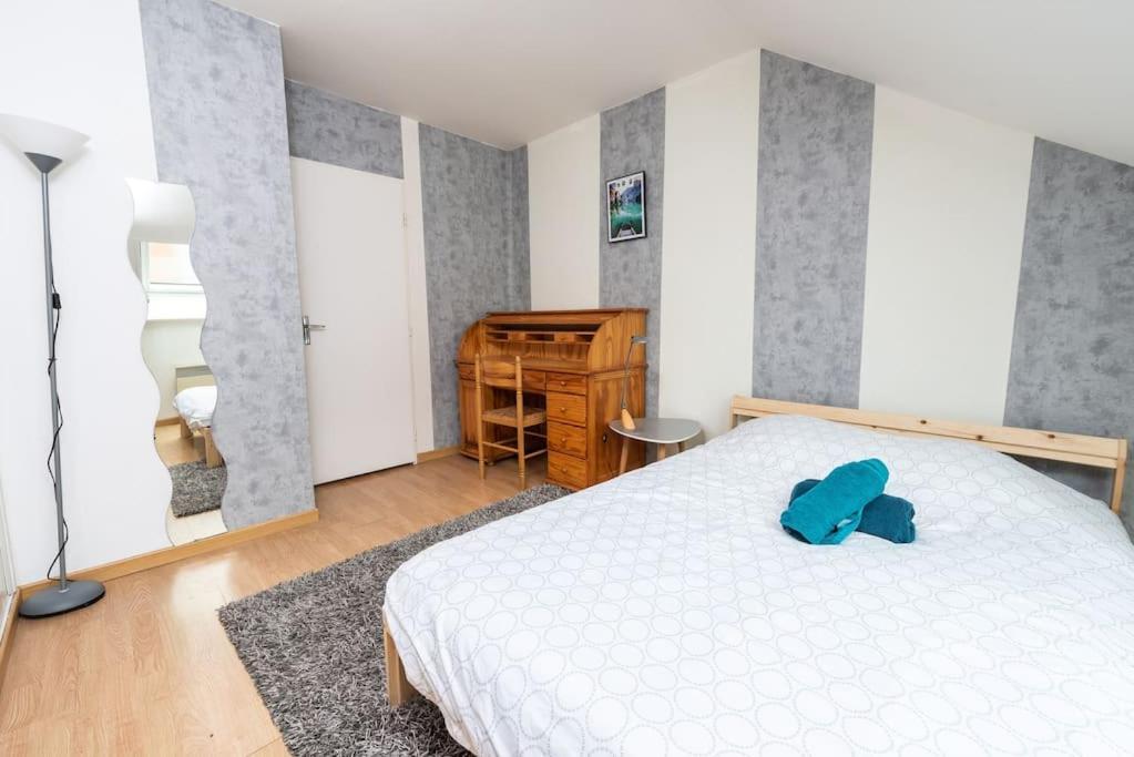 Appartamento Duplex cosy et contemporain avec parking privé Amiens Esterno foto