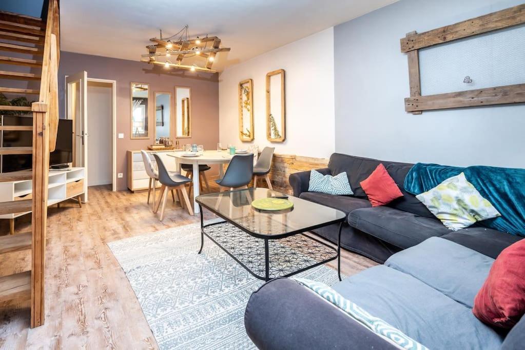 Appartamento Duplex cosy et contemporain avec parking privé Amiens Esterno foto